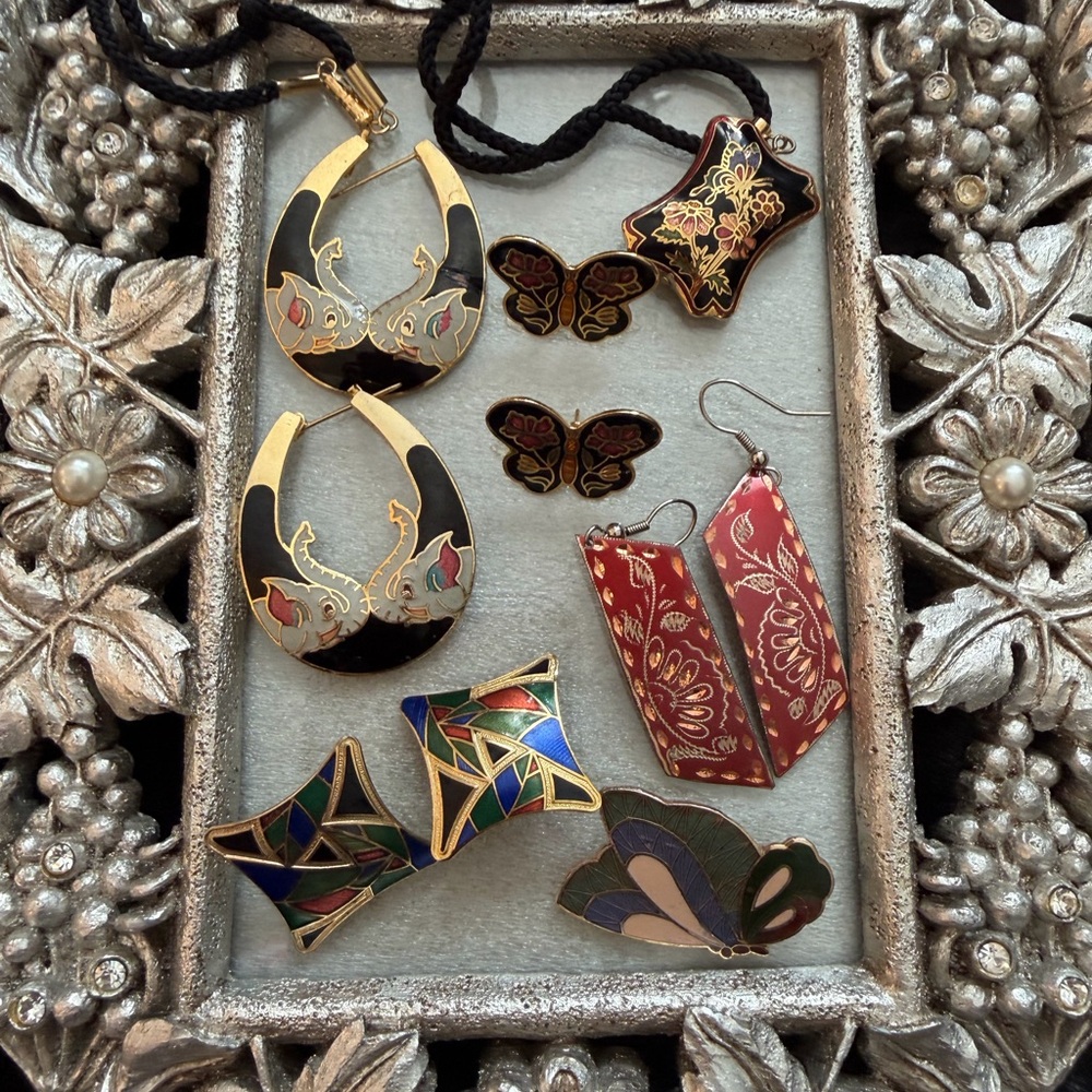 Vintage Artistic Gold, Black,Red Earrings w/🐘 , 🦋 & Cloisonné Necklace, & Brooch